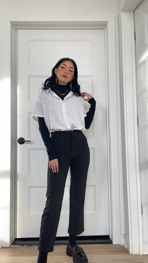 Farfetch Earrings, Turtle Neck Outfit, Uniqlo Shoes, Button Up Outfit, Uniqlo Turtleneck, Turtleneck Outfit, I Call You, Teacher Outfits, Fashion Lookbook