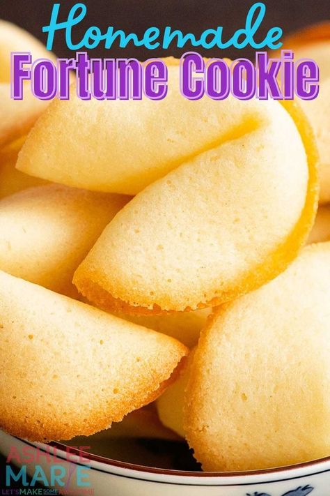 Easy Fortune Cookies, Fortune Cookie Recipe, Homemade Fortune Cookies, Fortune Cookies Recipe, Cone Ideas, Custom Fortune Cookies, Cookie Machine, Waffle Cone Recipe, Cookie Recipe Video