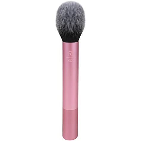 Real Techniques Blush Brush, Face Makeup Brush, Pink Body, Real Techniques, Blush Brush, Face Brush, Foundation Brush, Makeup Application, Perfect Makeup