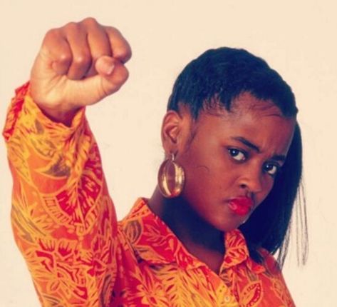 Sister Souljah 1992 Black Empowerment! Sister Souljah, Real Hip Hop, Vintage Black Glamour, Hip Hop And R&b, Black Hollywood, Hip Hop Culture, Black Power, Black Excellence, Black Culture