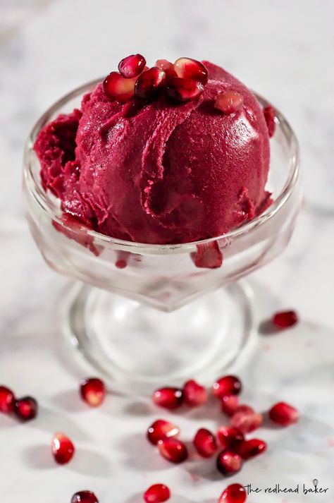 Pomegranate sorbet is a sweet-tart dessert that's naturally fat-free! Garnish with pomegrante seeds and a sprig of mint for a refreshing treat. Pomegranate Ice Cream, Pomegranate Food Ideas, Non Sweet Dessert Ideas, Pomegranate Dessert Recipes, Fruit Desserts Recipes, Pomagranet Recipe, Pomegranate Sorbet Recipe, Pomegranate Recipes Dessert, Pomegranate Ideas