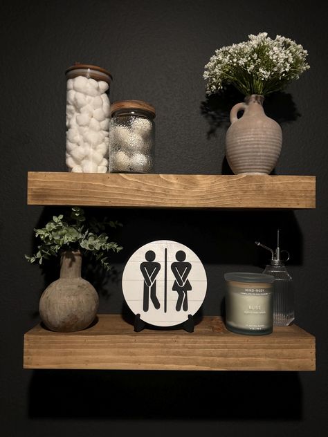 This cute bathroom sign is perfect for any bathroom. It makes the perfect accent sign for your bath decor. It will Include a handmade wood easel like pictured. Sign measures 7x7 and is made out of 1/4 wood to make this sign sturdy. Sign is laser cut and spray painted, indoor use only. listing is only for white round sign, no other decor included.
#BathroomDecor #BathroomInspiration #BathroomDesign #BathroomIdeas Simple Modern Bathroom Decor, Small Powder Bathroom Ideas Farmhouse, Half Guest Bathroom Ideas, Half Bath Accessories, Black And White Bathroom With Plants, Modern Farm Bathroom Ideas, Black And White And Wood Bathroom, Modern Farmhouse Bathroom Decor Ideas, Black And White Bathroom Ideas Decor