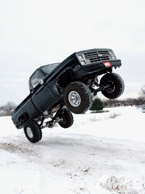 1986 Chevy Truck, Jacked Up Chevy, Jacked Up Truck, Chevy Diesel Trucks, Mud Trucks, Lifted Truck, Lifted Chevy Trucks, Chevy Pickup Trucks, Jacked Up Trucks