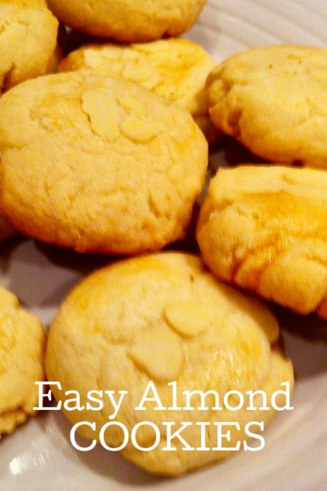 Almond Cookie Recipe, Crisp Cookies, Chinese Almond Cookies, Salted Caramel Pretzels, Chocolate Chip Shortbread Cookies, Salted Caramel Mocha, Almond Cookie, Almond Meal Cookies, Recipe Cookies