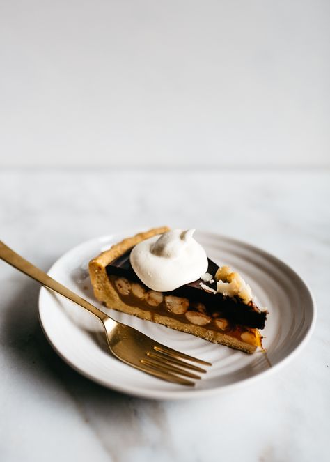 Chocolate-Caramel Macadamia Nut Tart — Fix Feast Flair Nut Tart, Good Fish, Cooking Lifestyle, Japanese Beer, Diy Sushi, Sushi Party, Tart Filling, Chocolate Macadamia, Good Pie