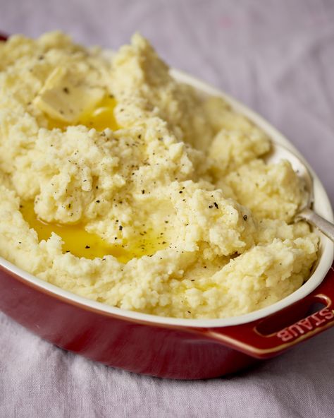 The Best Way to Freeze and Reheat Mashed Potatoes — Thanksgiving Tips Freezing Mashed Potatoes, Frozen Mashed Potatoes, Reheat Mashed Potatoes, Canada Recipes, Mashed Potatoes Thanksgiving, Classic Mashed Potatoes, Perfect Mashed Potatoes, Mashed Potato Casserole, Best Mashed Potatoes