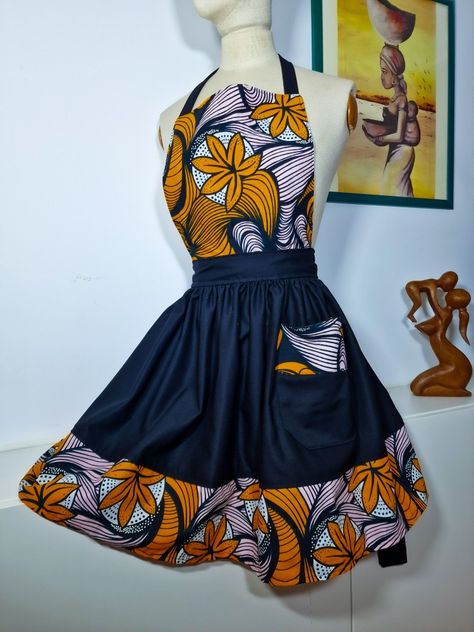 Kitenge apron Ankara Apron, Get Rid Of Boils, African Fabric Accessories, Bag From Old Jeans, African Inspired Decor, Handmade Aprons, African Accessories, Printed Aprons, Kitenge