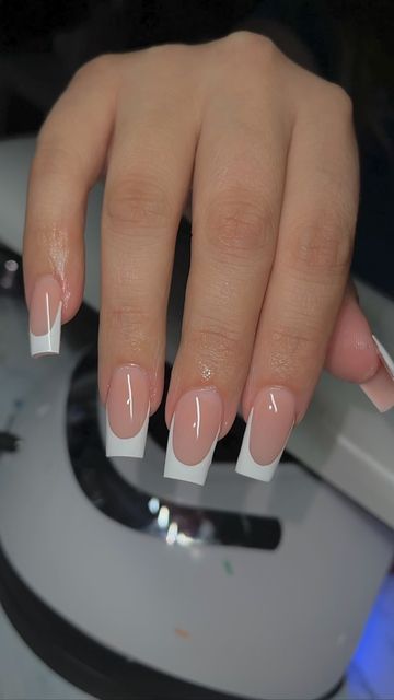 Paris Nails, Uñas Aesthetic, Neon Acrylic Nails, Vday Nails, Subtle Nails, Fancy Nails Designs, Simple Gel Nails, Girly Acrylic Nails, Short Square Acrylic Nails