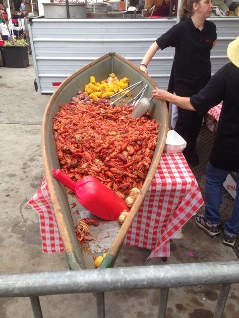 Crawfish in New Orleans Creole Aesthetic, Louisiana Aesthetic, Boiled Crawfish, Cajun French, Cajun Crawfish, Louisiana Creole, Louisiana Crawfish, Louisiana Style, Louisiana Cajun