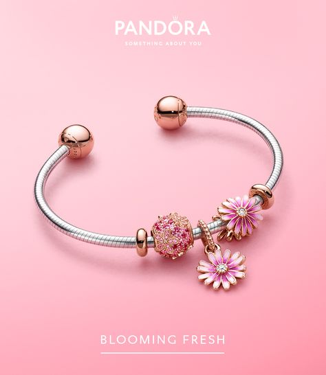 Jewellery Pandora, Beauty Of Earth, Pandora Bracelet Designs, Pandora Inspiration, Expensive Diamond, Beautiful Diamond Rings, Pandora Bracelet Charms, Buying Diamonds, Deco Jewelry