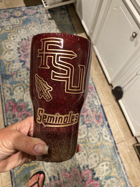 Fsu Tumbler, Glitter Tumblers, Cup Ideas, Cricut Crafts, Tumbler, Cricut, Glitter, Gold