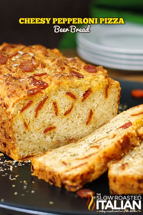 Cream Bread Recipe, Cheesy Food, Homemade Bread Recipes, Beer Bread Easy, Pepperoni Bread, Beer Bread Recipe, Recipes Skillet, Iron Recipes, The Slow Roasted Italian