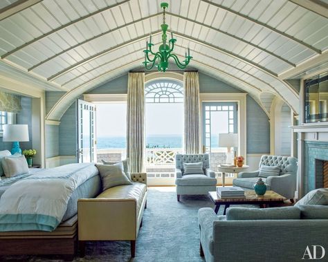 A 1950s Italian chandelier brightens the master bedroom House In The Hamptons, Beach House Bedroom, Victorian Interiors, Relaxing Bedroom, Coastal Bedrooms, Beach House Interior, Hamptons House, Chandelier Bedroom, Dreamy Bedrooms