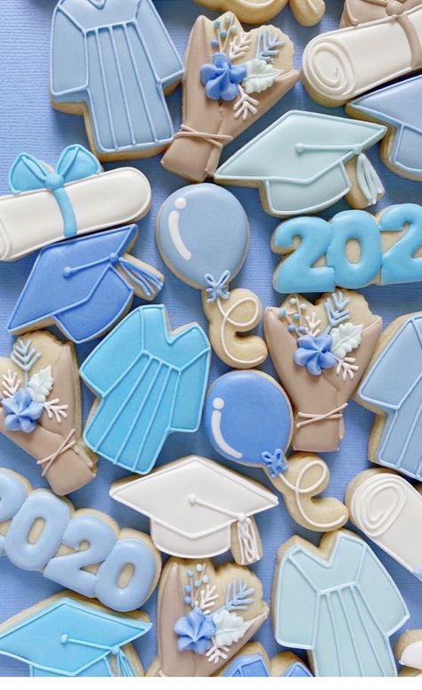 Graduation Treats, Balloon Cookies, Icing Ideas, Royal Iced Cookies, Graduation Party Planning, Graduation Cookies, Spring Cookies, Sugar Cookie Designs, Mini Cookies