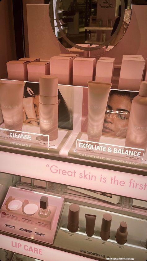 Kylie Skin Event, Kylie Pr Package, Kylie Skin Pop Up Store, Kylie Cosmetics Store, Kylie Skin, Kylie Cosmetic, Lip Exfoliator, Lip Scrub, Kylie Cosmetics