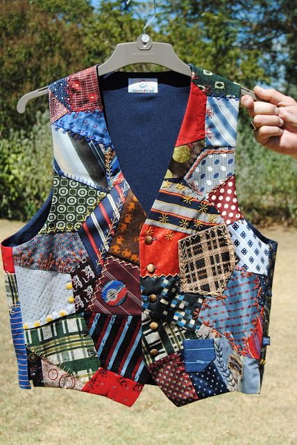 Carolyn's Quilts Reworked Clothes, Recycled Dress, Patchwork Clothes, Patchwork Scarf, Patchwork Skirt, Vest Designs, Quilt Jacket, Patchwork Jacket, Upcycled Fashion