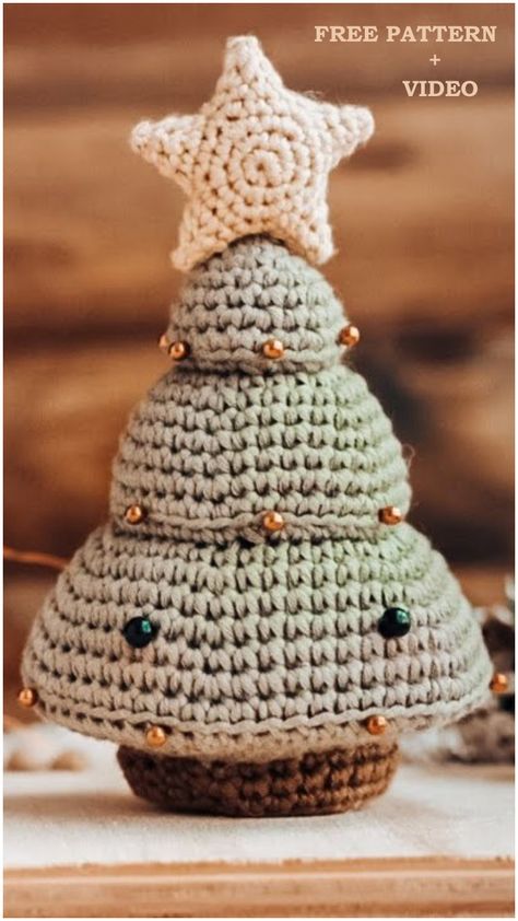 Christmas Tree Pattern Crochet, Xmas Tree Crochet, Crocheted Christmas Trees, Amigurumi Xmas Tree, Crochet Pine Tree, Pine Tree Crochet, Crochet For Christmas, Crochet Christmas Amigurumi, Christmas Tree Amigurumi