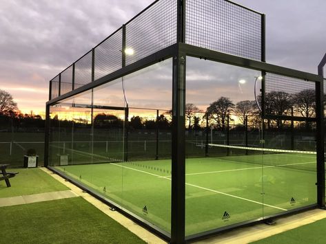 Kids Play Yard, Tennis Court Backyard, Outdoor Sports Court, Paddle Tennis, Indoor Tennis, Landscape And Urbanism Architecture, Camping Club, Tiny House Inspiration, Sport Court