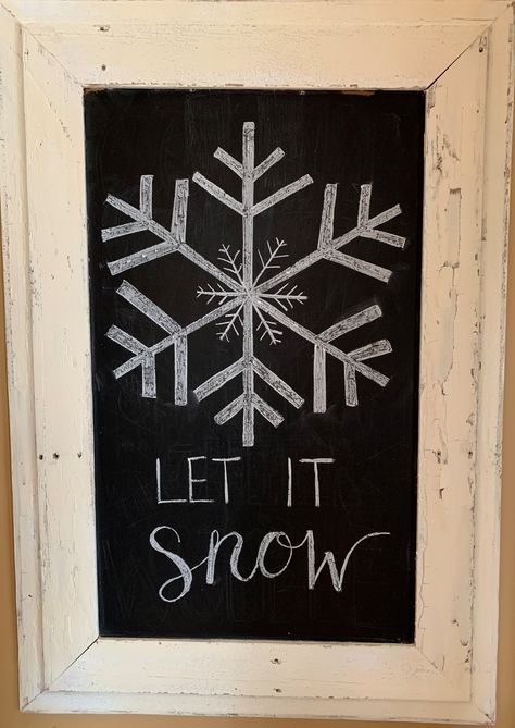 Chalkboard Snowflakes, Let It Snow Chalkboard Art, Snowflake Chalkboard Art, January Chalkboard, Winter Chalkboard Art Easy, Snowman Chalkboard Art, Winter Chalkboard, January Chalkboard Ideas, January Chalkboard Art