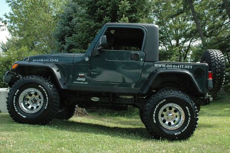 Jeep Wrangler TJ with a half cab top.  I love the pickup look Frankfort Michigan, Auto Jeep, Cj Jeep, Green Jeep, Badass Jeep, Tj Wrangler, Classic Jeeps, Wrangler Jeep, Jeep Yj