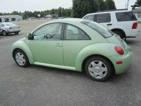 Vw New Beetle, Beetle For Sale, Volkswagen New Beetle, Car Deco, Beetle Car, Mazda Mx5 Miata, New Beetle, Car Inspiration, Cute Car Accessories