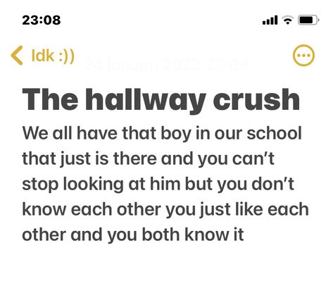 Couple In School Hallway, Notes App Funny, Hallway Crush Tips, Imagines Crush School, High School Crush Quotes, High School Crush Aesthetic, Crush Imagines School, Hallway Crush Quotes, School Crush Quotes