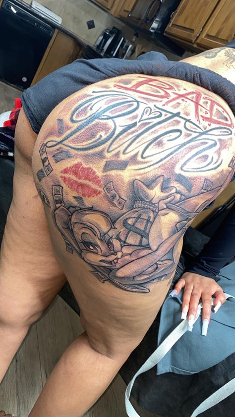 Tattoo In Buttocks, Tattoo On Buttcheek Big, Full Buttcheek Tattoo, Tattoos 2024 Woman, Tattoo Ideas For Buttocks, Lower Buttocks Tattoo, Baddie Thigh Tattoos Side, Bow Tattoos On Back Of Legs, Back Thigh Tattoos Women Black