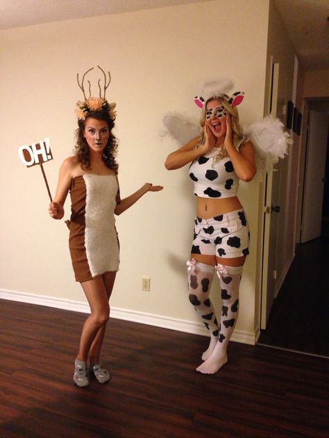 Oh deer and Holy Cow <3 Holy Cow Costume, Diy Cow Costume, Cow Halloween Costume, Cow Halloween, Alien Halloween, Cow Costume, Bff Halloween Costumes, Halloween Costumes Friends, Halloween Costume Outfits