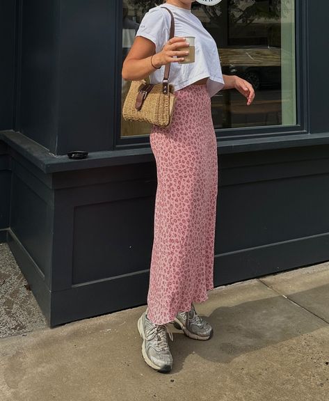 early morning cortado run 🍒🌸 maxi skirt is @calledtosurf fashion inspo, coffee shop, Pinterest girl, Pinterest aesthetic, outfit ideas, casual style, casual fashion, maxi skirt, summer fashion, summer outfit #inspobykooba #outfitinspo #casualoutfit #pinterestinspired #pinterestgirl #coffeerun #cortado #outfitaesthetic #aestheticfashion #summerfashion #discoverunder20k #microinfluencer #charlotteblogger #parisianstyle #pinterestinspired Pink Floral Maxi Skirt Outfit, Flower Skirt Outfit, Floral Maxi Skirt Outfit, Maxi Skirt Outfit Summer, Maxi Skirt Summer, Girls Maxi Skirt, Skirt Outfit Summer, Skirt Aesthetic, Outfit Ideas Casual