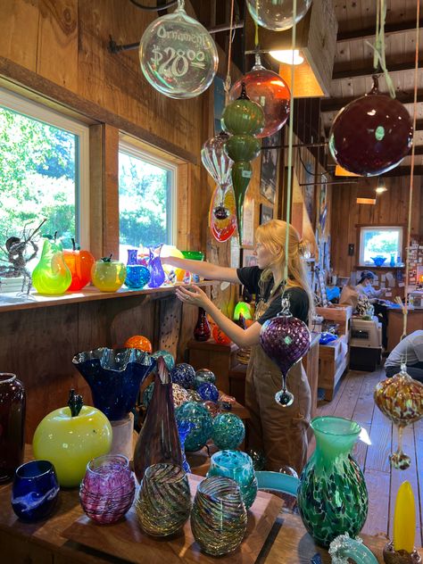 70s Artist Aesthetic, 70s College Aesthetic, 90s Art Teacher Aesthetic, Glass Blowing Aesthetic, Glass Blowing Studio, Vintage Rainbow Glass Display, Glass Blowing Workshop, Throwing Clay, Art Studio Room