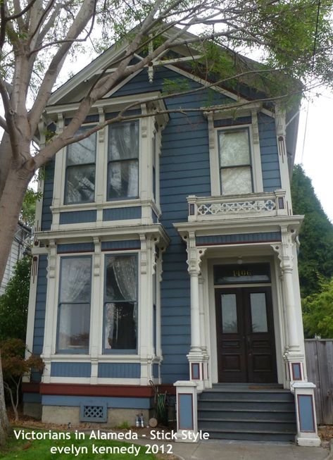 Stick-Eastlake Style Victorian in Alameda photo by evelyn kennedy Victorian Ideas, Old House Exterior, Eastlake Victorian, Victorian Exterior, Folk Victorian, Painted House, Lake Style, British Furniture, Vernacular Architecture