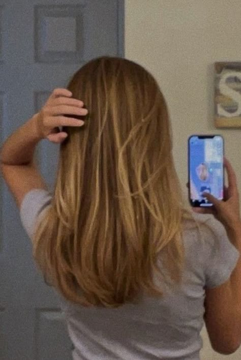 Rachel Green Hair, Brunette Hair With Highlights, Blonde Hair Inspiration, Hair Stylies, Haircuts Straight Hair, Long Blonde, Hair Stylist Life, Cut My Hair, Long Blonde Hair