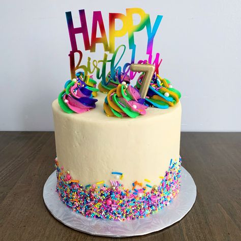 Tye Dye Birthday Party Ideas Decorations, Tye Dye Cake Ideas, Tie Dye Cakes Birthdays, Tye Dye Birthday Cake, Tie Dye Birthday Party Ideas, Tie Dye Birthday Cake, Buttercream Rainbow, Tye Dye Cake, Pictures Of Cakes