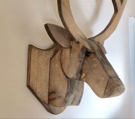 make your own mounted deer head Deer Head Drawing, Mounted Deer Head, Wooden Deer Head, Wood Deer Head, Drawing On Wood, Head Template, Wood Deer, Wooden Deer, Deer Heads