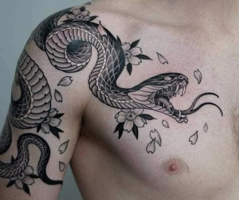 Snake Shoulder Tattoo For Men, Japanese Dragon Shoulder Tattoo, Biceps Tattoo Men, Basilisk Tattoo, Rayquaza Tattoo, Japanese Snake Tattoo, Hand Tattoo Designs, Snake Tattoos, Japanese Dragon