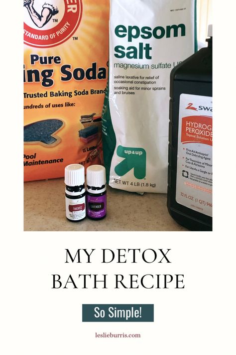 Detox bath essential oils Epsom salt healthy living Detox Bath For Colds, Detox Bath Recipe, Diy Detox, Bath Detox, Body Detoxification, Soda Brands, Detox Bath, Cold Symptoms, How To Double A Recipe