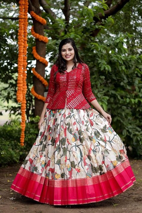 Lehanga With Peplum Top, Kalamkari Crop Top Lehenga, Kalamkari Lehenga Designs, Kalamkari Lehenga, Long Length Blouse, डिजाइनर कपड़े, Long Skirt And Top, Long Blouse Designs, Simple Frock Design