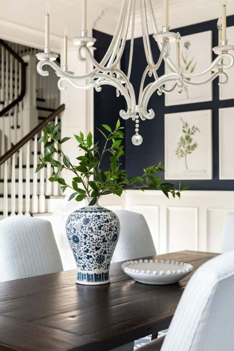 Navy White Dining Room, Traditional Navy Dining Room, Dining Room Wallpaper Blue, Navy Wallpaper Dining Room, Navy Dining Room With White Wainscotting, Navy Blue And White Dining Room, Navy Dining Room Walls, Blue Dining Rooms, Navy Blue Dining Room