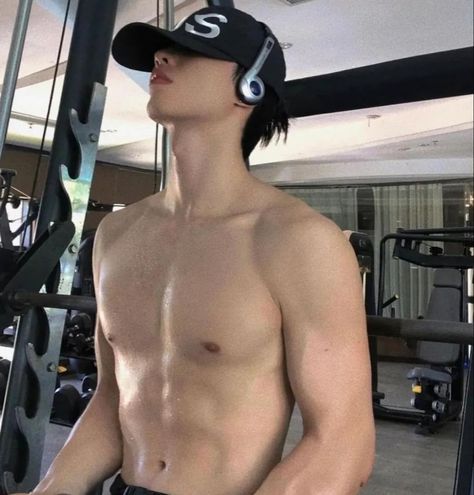 6 Pack Abs Men, Six Pack Abs Men, Instagram Asian, Gym Challenge, Kore Ulzzang, Asian Male Model, Faceless Men, Gym Boy, Aesthetic Gym