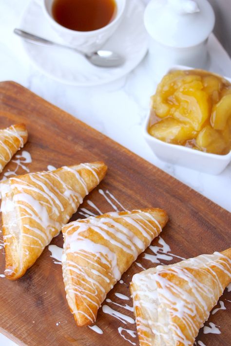 Country Apple Turnovers with Sweet Cream Icing Turnover Icing Recipe, Icing For Turnovers, March Food, Apple Turnovers, Cream Icing, Honey Pie, How To Make Icing, Cakes Recipes, Apple Filling