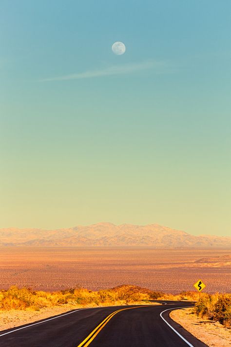 Desert Highway, Empty Road, Desert Road, Beautiful Roads, In The Middle Of Nowhere, Road Trippin, Middle Of Nowhere, Rural Landscape, Open Road