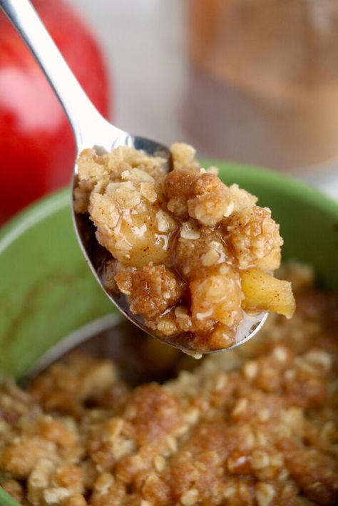 Apple Crisp Air Fryer, Apple Crumble With Oats, Air Fryer Recipes Dessert, Air Fryer Recipes Snacks, Old Cookbooks, Old Fashioned Oatmeal, Apple Crisp Easy, Air Fryer Recipe, Air Fryer Oven Recipes