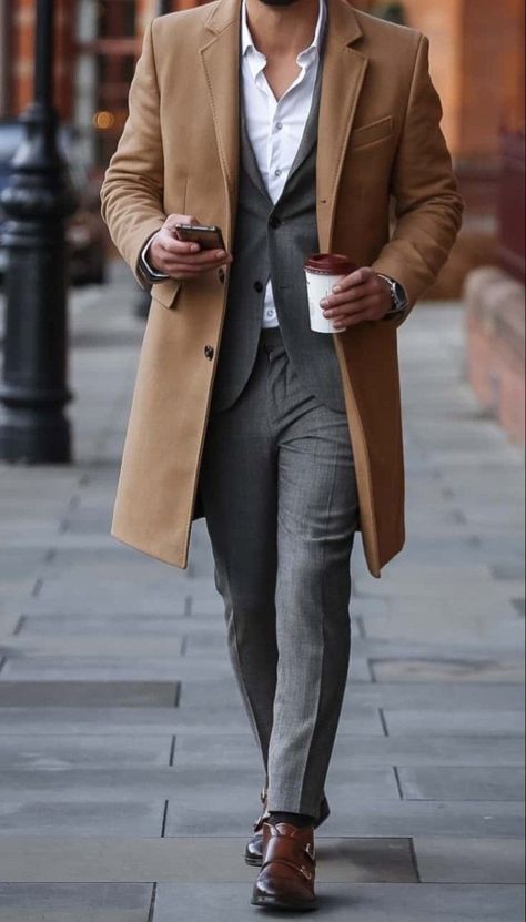 Classy Party Outfit, Tan Overcoat, Only Classy, Cool Boys Clothes, Casual Classy Outfits, Casual Attire For Women, Prom After Party, Classy Outfits Men, Instagram Dress