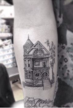 Victorian House, Woo Tattoos, Haunted House, Tattoo Amazeballs, Tattoo Art, House Tattoos, Incredible Tattoos, Ink Tattoos Bookworm Tattoos, Vibe Tattoos, Knee Tattoo Ideas, Dr Woo Tattoo, Haunted House Tattoo, Clock Tattoos, House Tattoo, Dr Woo, La Tattoo