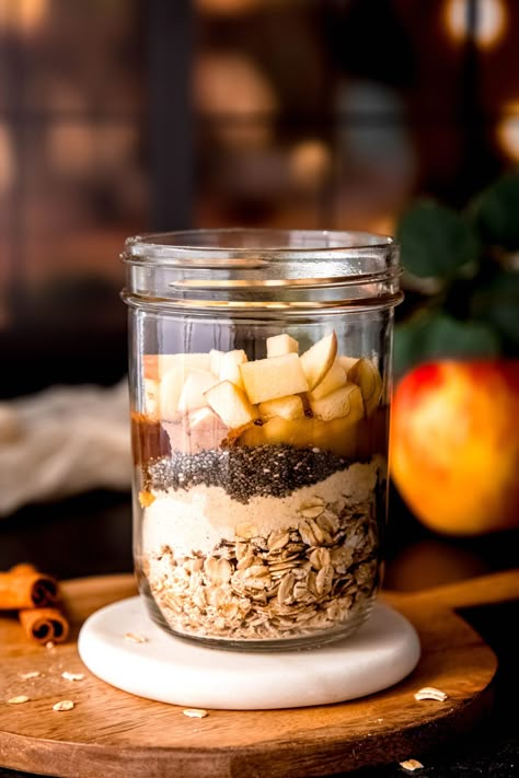 High Protein Apple Cinnamon Overnight Oats - The Oregon Dietitian Overnight Oats Portion, Apple Pie Overnight Oats Protein, Overnight Oats With Fairlife Protein, Apple Overnight Oats Healthy, Overnight Steelcut Oats Recipes, Warm Overnight Oats, Protein Overnight Oats Healthy, Overnight Oats High Protein, Chai Overnight Oats