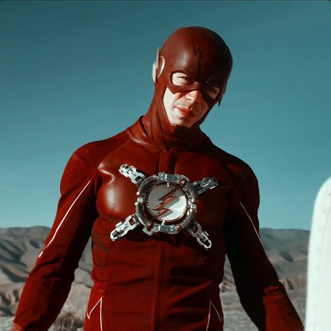 Zoom The Flash, Konosuba Wallpaper, Flash Costume, Flash Dc Comics, Arrow Verse, Flash Comics, Flash Barry Allen, Supergirl 2015, The Flash Grant Gustin