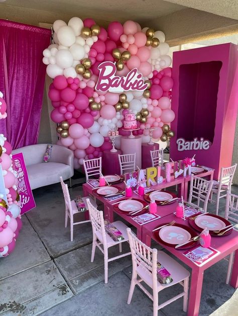 Small Barbie Birthday Party, Barbie Tent Party, Barbie Pajama Party, Grown Up Barbie Party, Barbie 6th Birthday Party, Barbie Spa Birthday Party, 2nd Birthday Pictures, Aaliyah Birthday, Barbie Pool Party