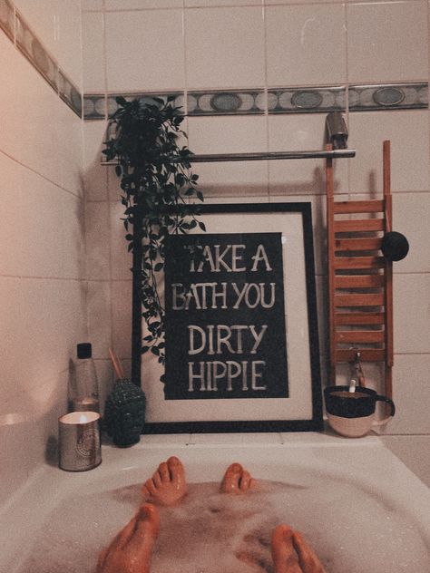 Hippie Bathroom Ideas, Boho Hippie Bathroom, Colorful Bathroom Ideas, Boho Hippie Room, Hippie Bathroom, Take A Bath You Dirty Hippie, Bathroom Vibes, Boho Hippie Decor, Bathroom Ideas 2024