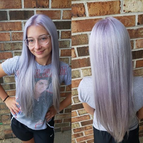 Lilac Toner On Blonde Hair, Lavender Platinum Hair, Lavender Toner On Blonde, Purple Platinum Hair, Purple Toner On Blonde Hair, Blonde And Lilac Hair, Lavender Blonde Hair, Hair Color Lavender, Lavender Blonde