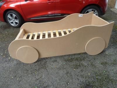 Car Bed Frame, Race Car Bedroom, Toddler Car Bed, Cars Bedroom Decor, Bed Project, Kids Car Bed, Diy Toddler Bed, Race Car Bed, Toddler Car